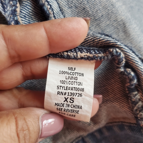 Honey Punch Embroidered Blue Denim Jacket Buttu-up Size XS - Picture 10 of 14